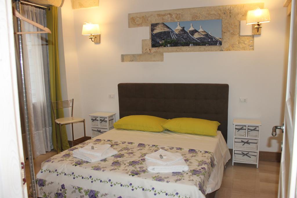 Antica Galateo Bed and Breakfast Lecce Exteriör bild